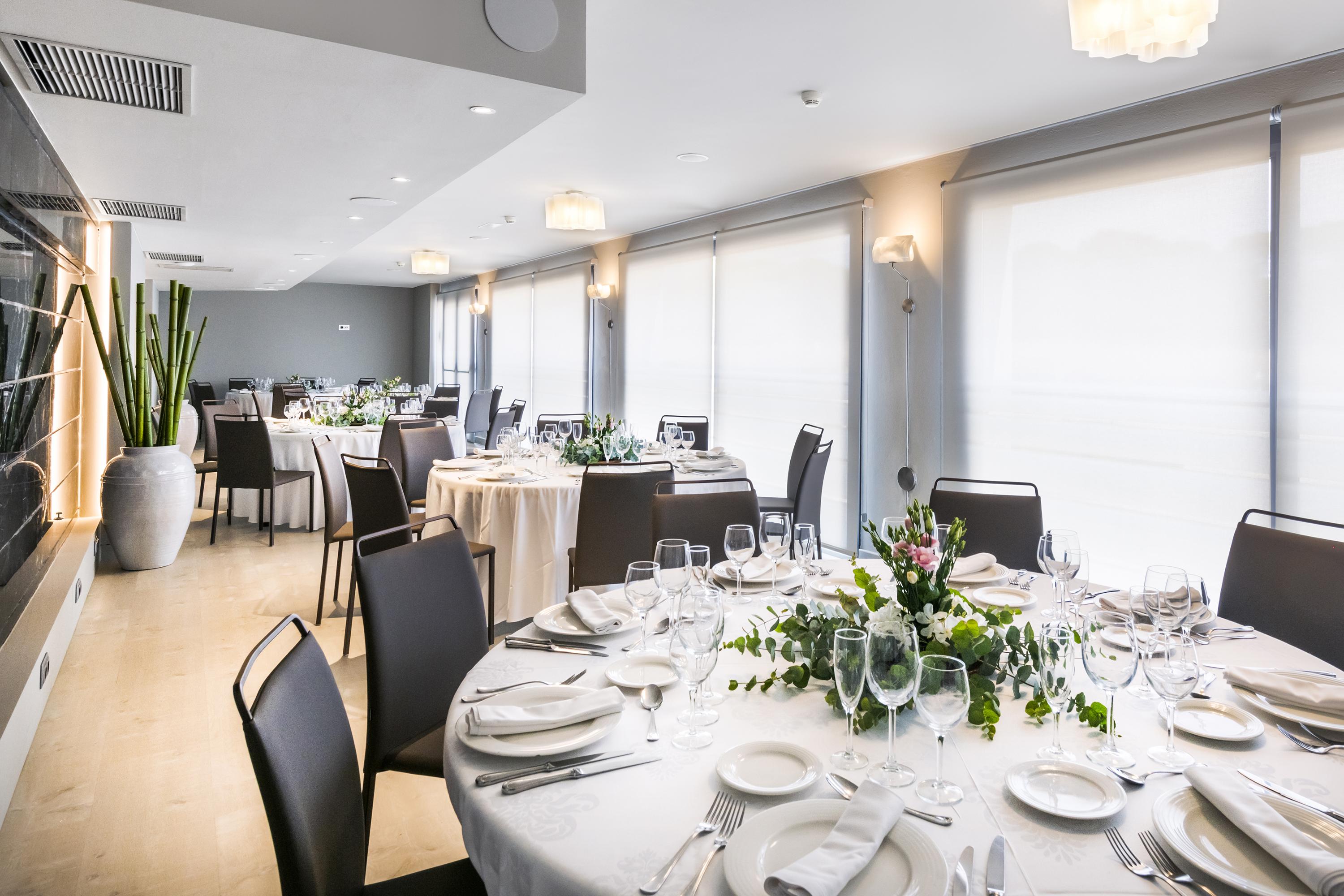 Riudellots de la Selva Salles Hotel Aeroport De Girona מראה חיצוני תמונה