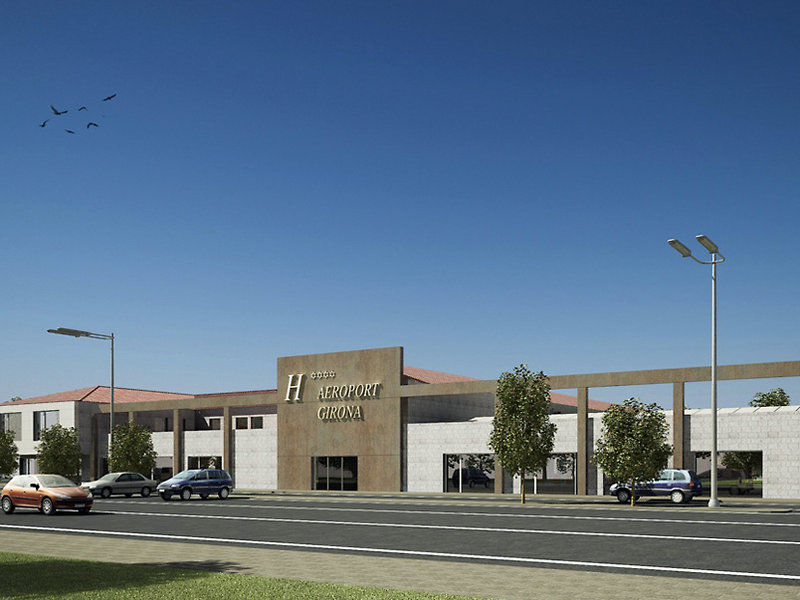 Riudellots de la Selva Salles Hotel Aeroport De Girona מראה חיצוני תמונה